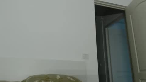 Carlaruth online show from April 1, 2026, 5:08 am