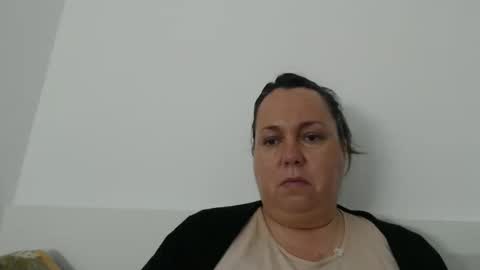 Carlaruth online show from April 12, 2026, 4:17 am