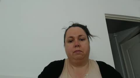 Carlaruth online show from April 14, 2026, 3:01 am