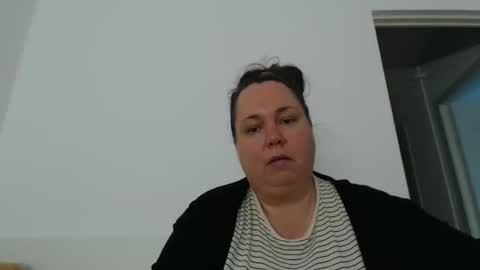 Carlaruth online show from April 18, 2026, 3:21 am