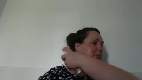 Snapshot of carlaruth chatting on May 27, 2026, 2:36 pm Carlaruth online show from May 27, 2026, 2:36 pm