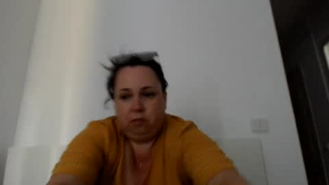 Snapshot of carlaruth chatting on August 5, 2026, 10:51 am Carlaruth online show from August 5, 2026, 10:51 am