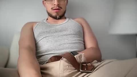 Snapshot of carlcarlinches4 chatting on October 20, 2025, 6:52 pm carlcarlinches4 online show from October 20, 2025, 6:52 pm