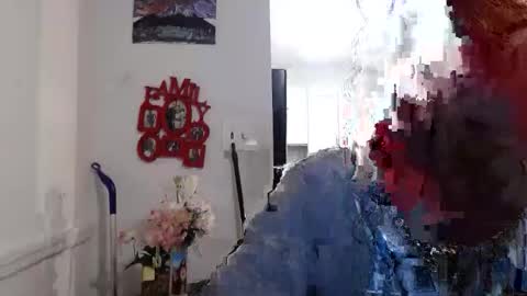 Snapshot of carliecreams chatting on February 15, 2026, 1:35 am Carlie online show from February 15, 2026, 1:35 am