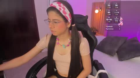 Snapshot of carlina_15 chatting on July 18, 2026, 12:31 pm C A R L I N A online show from July 18, 2026, 12:31 pm