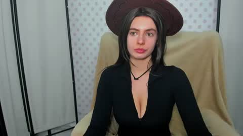 CarliSoSexy online show from July 19, 2026, 7:17 pm