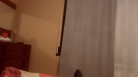 Snapshot of carlitito1 chatting on October 7, 2025, 8:00 am carlitito1 online show from October 7, 2025, 8:00 am