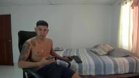 Snapshot of carlitosex09 chatting on September 20, 2025, 1:56 pm master online show from September 20, 2025, 1:56 pm