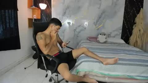 Snapshot of carlitosex09 chatting on April 26, 2026, 3:10 pm master online show from April 26, 2026, 3:10 pm