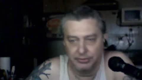 carlos712009 online show from March 18, 2026, 5:54 am