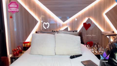 Snapshot of carlotta_ricci chatting on February 3, 2025, 5:14 pm Carla Carla I am sensual goddes and i was born for loveworshipping and enjoyment. online show from February 3, 2025, 5:14 pm
