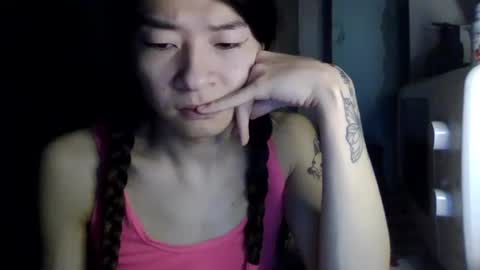 Snapshot of carlyjoy chatting on March 10, 2025, 5:39 pm CarlyJoy online show from March 10, 2025, 5:39 pm