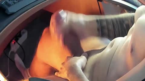 carmelber online show from January 9, 2025, 4:19 am