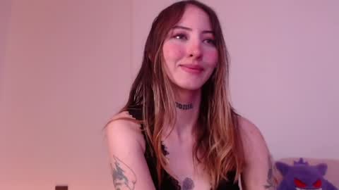 carmennrusso online show from May 2, 2026, 9:09 pm