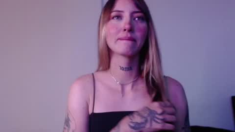 Snapshot of carmennrusso chatting on July 13, 2026, 12:13 am carmennrusso online show from July 13, 2026, 12:13 am