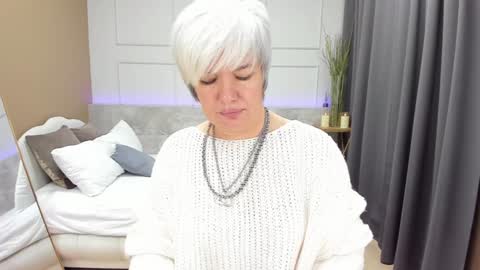 Snapshot of carmensoft chatting on December 8, 2024, 8:47 pm Carmen online show from December 8, 2024, 8:47 pm