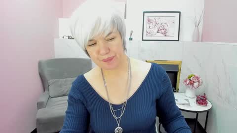 Snapshot of carmensoft chatting on December 12, 2024, 1:32 am Carmen online show from December 12, 2024, 1:32 am