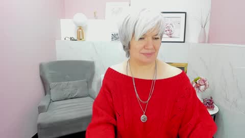 Snapshot of carmensoft chatting on December 12, 2024, 4:37 am Carmen online show from December 12, 2024, 4:37 am