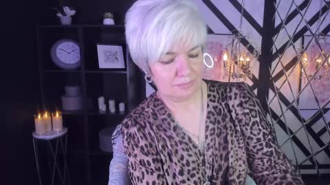 Snapshot of carmensoft chatting on December 25, 2024, 3:08 am Carmen online show from December 25, 2024, 3:08 am