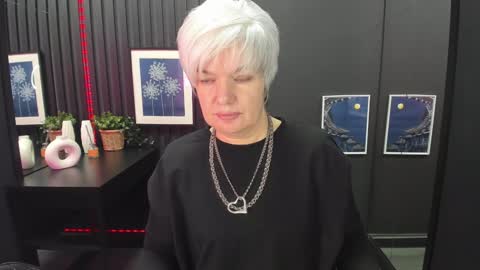 Snapshot of carmensoft chatting on January 3, 2025, 8:43 pm Carmen online show from January 3, 2025, 8:43 pm