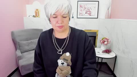 Snapshot of carmensoft chatting on January 7, 2025, 11:56 pm Carmen online show from January 7, 2025, 11:56 pm