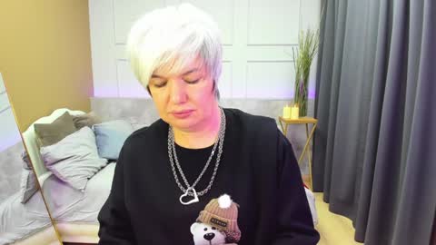 Snapshot of carmensoft chatting on January 12, 2025, 8:47 pm Carmen online show from January 12, 2025, 8:47 pm