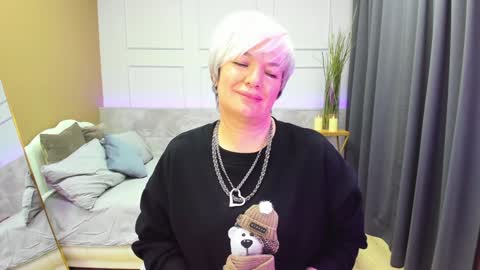 Snapshot of carmensoft chatting on January 12, 2025, 11:58 pm Carmen online show from January 12, 2025, 11:58 pm