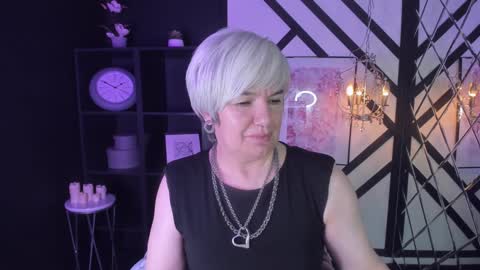 Snapshot of carmensoft chatting on January 19, 2025, 4:33 am Carmen online show from January 19, 2025, 4:33 am