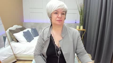 Snapshot of carmensoft chatting on January 25, 2025, 4:13 am Carmen online show from January 25, 2025, 4:13 am