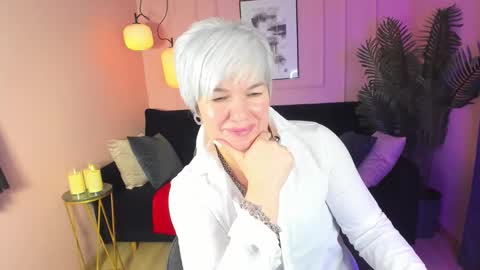 Snapshot of carmensoft chatting on February 14, 2025, 9:21 pm Carmen online show from February 14, 2025, 9:21 pm