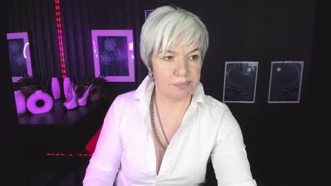 Snapshot of carmensoft chatting on February 16, 2025, 12:19 am Carmen online show from February 16, 2025, 12:19 am