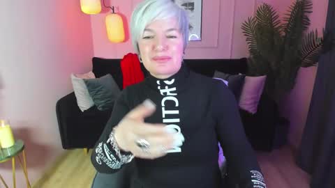 Snapshot of carmensoft chatting on February 18, 2025, 10:47 pm Carmen online show from February 18, 2025, 10:47 pm