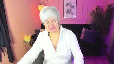 Snapshot of carmensoft chatting on February 22, 2025, 3:12 am Carmen online show from February 22, 2025, 3:12 am