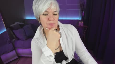 Snapshot of carmensoft chatting on February 23, 2025, 3:13 am Carmen online show from February 23, 2025, 3:13 am