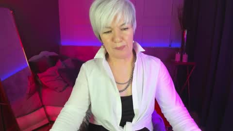 Snapshot of carmensoft chatting on February 26, 2025, 11:59 pm Carmen online show from February 26, 2025, 11:59 pm