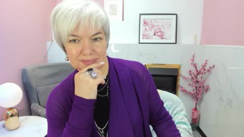 Snapshot of carmensoft chatting on September 21, 2025, 8:54 pm Carmen online show from September 21, 2025, 8:54 pm