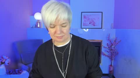 Snapshot of carmensoft chatting on September 23, 2025, 8:45 pm Carmen online show from September 23, 2025, 8:45 pm