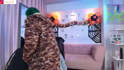 Snapshot of caro_fisher chatting on November 2, 2025, 12:40 pm Caro Fisher online show from November 2, 2025, 12:40 pm