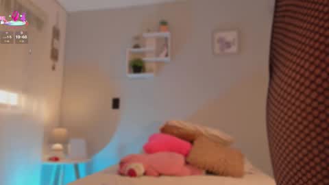 caro_sanchezz online show from February 7, 2026, 12:42 pm