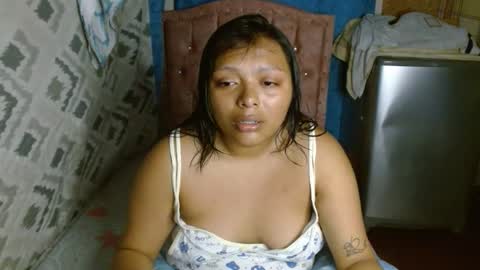 carol_lil1 online show from February 18, 2026, 6:37 pm