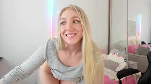 carol_may_ online show from March 5, 2026, 7:26 am