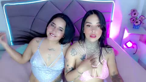 Carolaine01 online show from January 17, 2026, 4:43 pm