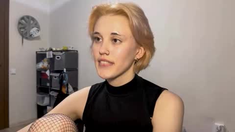 Call me Carol online show from December 5, 2025, 4:36 pm