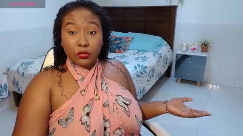 Carol de la torre online show from September 26, 2025, 7:18 pm