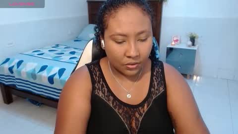 Carol de la torre online show from November 4, 2025, 7:35 pm