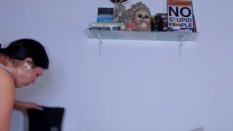 CarolinaM online show from December 16, 2025, 6:24 pm