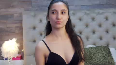 Snapshot of carolinahart chatting on September 30, 2025, 2:00 pm carolinahart online show from September 30, 2025, 2:00 pm