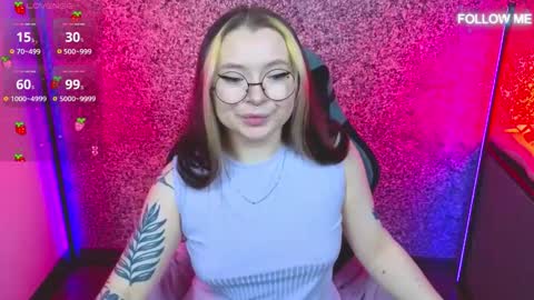 Snapshot of carolinareaperr chatting on October 5, 2025, 11:08 am Ask me better xx online show from October 5, 2025, 11:08 am