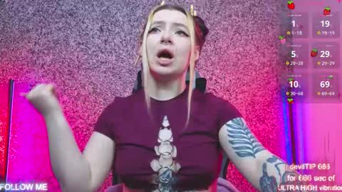 Snapshot of carolinareaperr chatting on October 16, 2025, 12:06 pm Ask me better xx online show from October 16, 2025, 12:06 pm