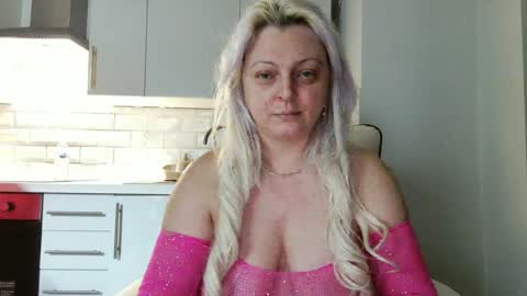 Snapshot of carolinasmith_xx chatting on July 20, 2026, 11:18 pm carolinasmith_xx online show from July 20, 2026, 11:18 pm